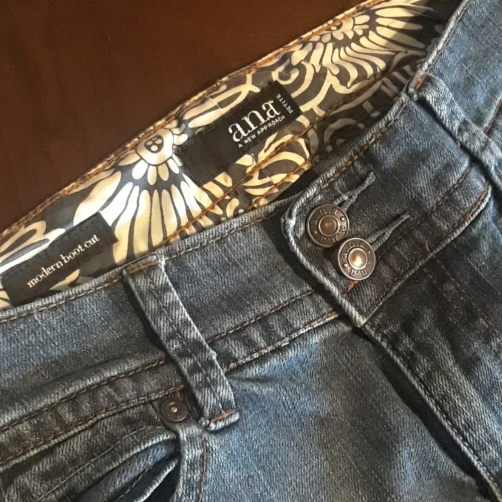 A.N.A Modern boot cut jeans